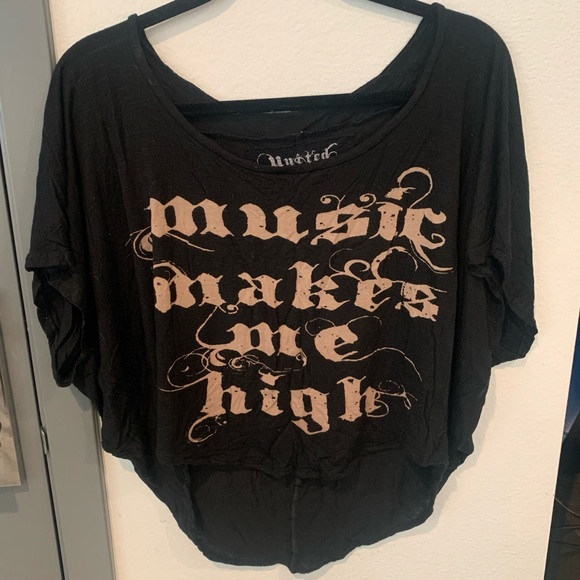Urban Outfitters Music Makes me High Graphic tee - Picture 1 of 3